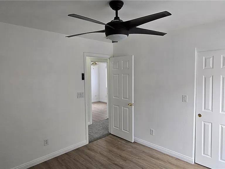 9636 Cedar Park Ave — Photo 17
