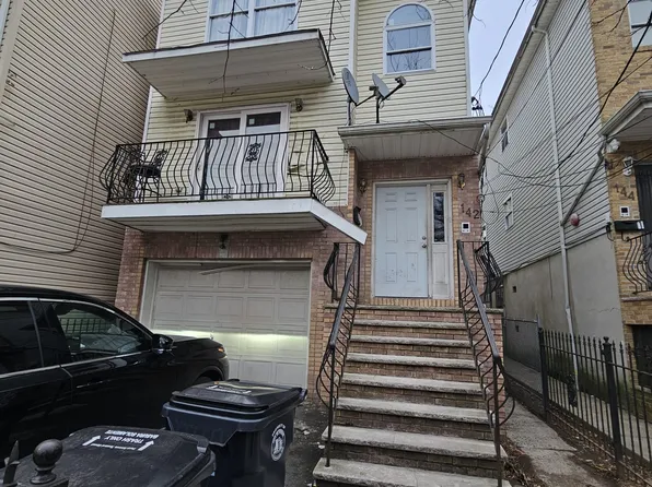 142 S 8th St, Newark, NJ 07107