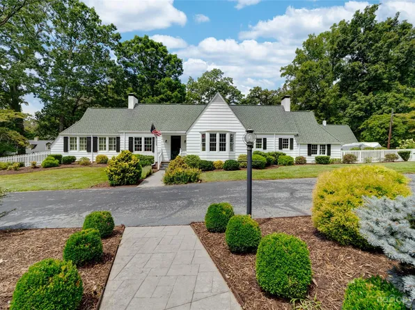 116 W Colonial Dr, Salisbury, NC 28144