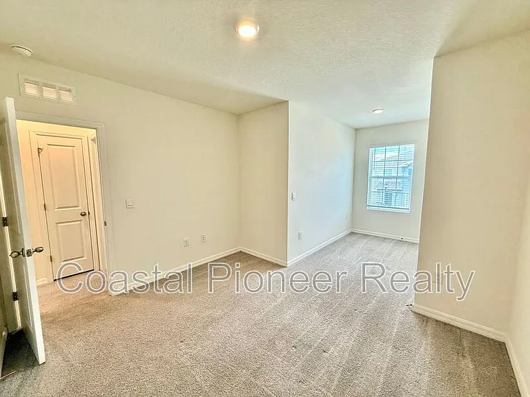 32794 Pez Landing Ln — Photo 25
