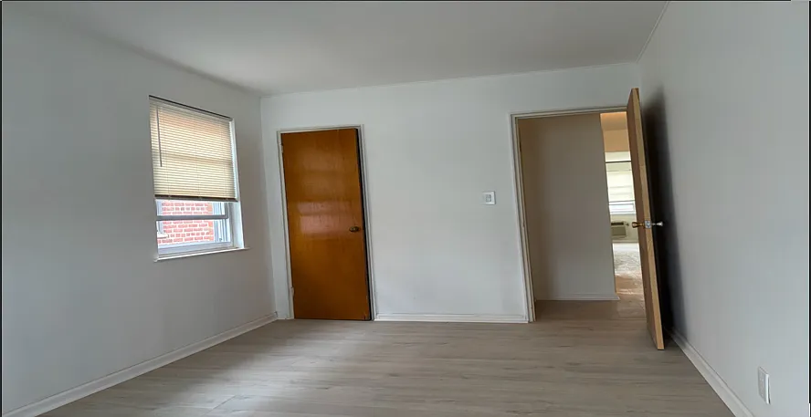 3 bed, 1100 sqft, $3,100 — Photo 3