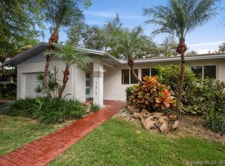 7515 SW 167th St, Palmetto Bay, FL 33157