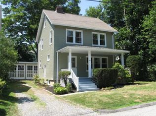 4 Brook Pl, Ossining, NY 10562