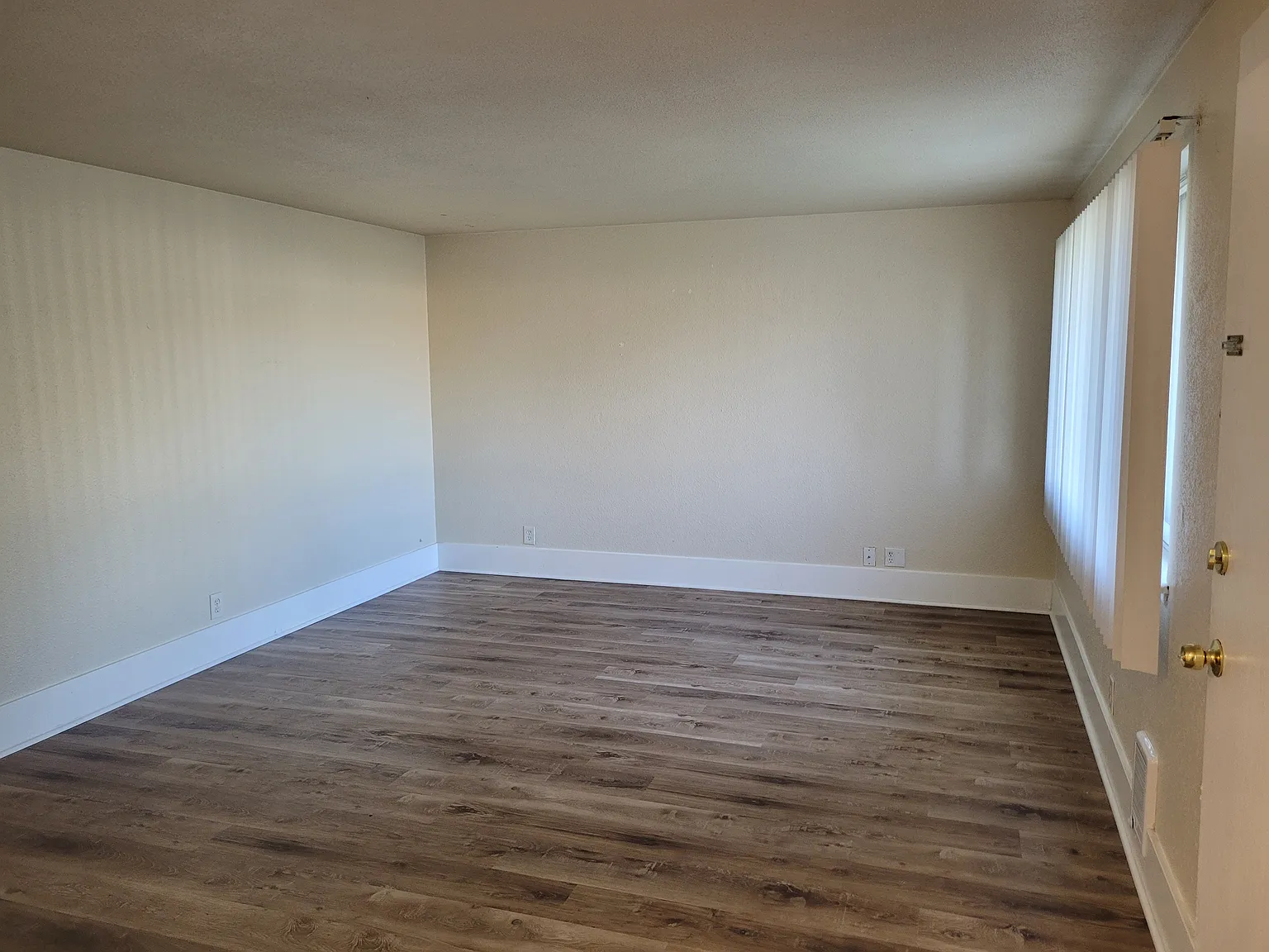 9620 Croft St S — Photo 3