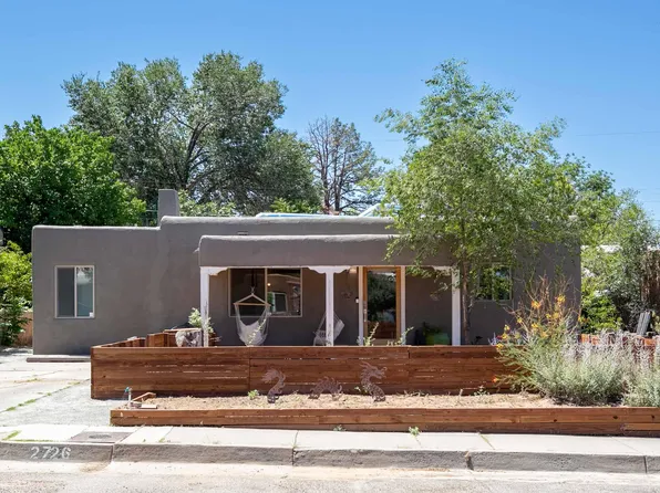 2726 Santa Clara Ave SE, Albuquerque, NM 87106