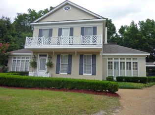 1642 Pear Orchard Pl, Jackson, MS 39211