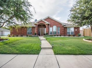 213 Roy Rogers Ln, Murphy, TX 75094