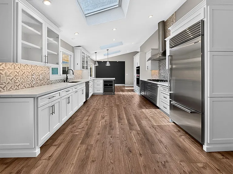 3221 Lunada Ln — Photo 16