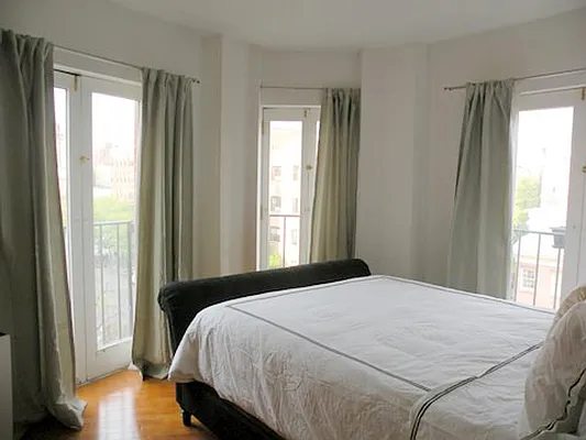 Rented by Sotheby's International Realty | media 5