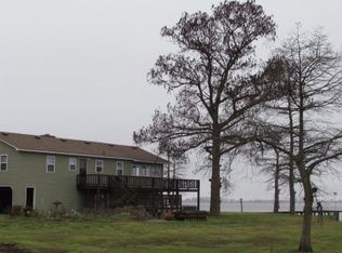 195 Hobbs Landing Rd, Elizabeth City, NC 27909