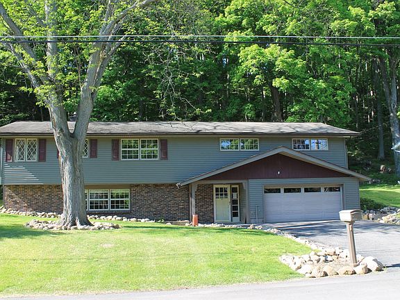 2nd image of 177 Brookside Ln