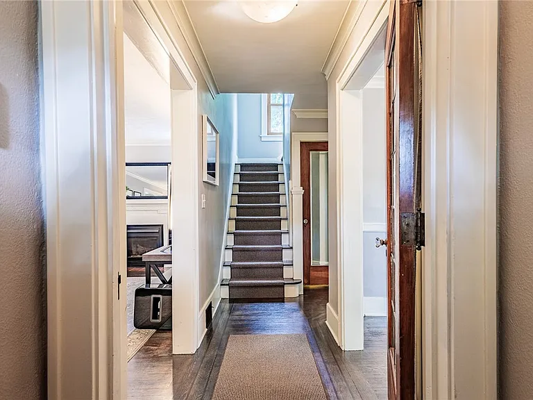90 Elmcroft Rd — Photo 8