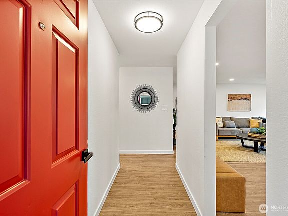 4th image of 14303 113th Avenue Ct E