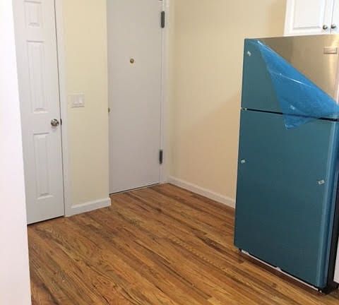 2nd image of 4307 42nd St #2J