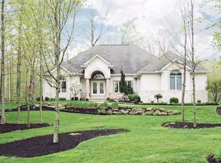 8202 Old Woods Ct, Springboro, OH