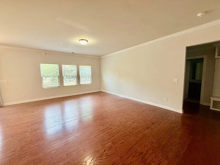 3092 Cedric Ct — Photo 9