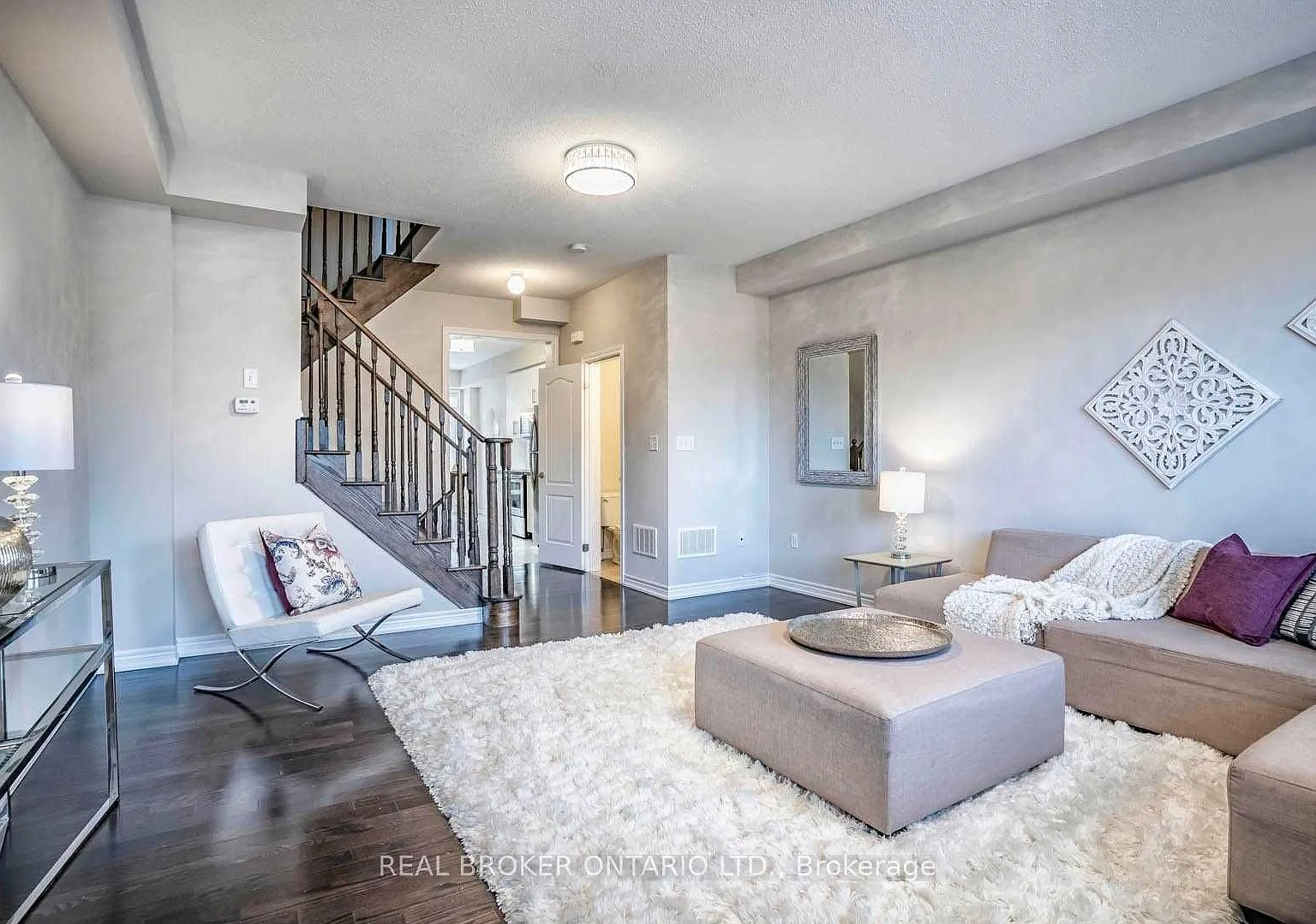 3 bed, $3,400 — Photo 2