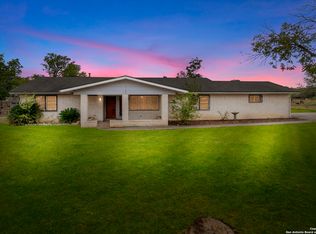 1931 triple pines, China Grove, TX 78263