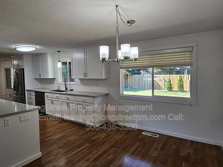 8645 SW Avery St — Photo 18