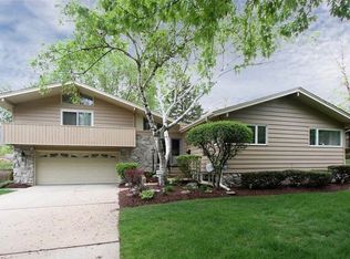 561 W Morse Ave, Bartlett, IL