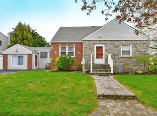 2768 Beltagh Ave, Bellmore, NY 11710