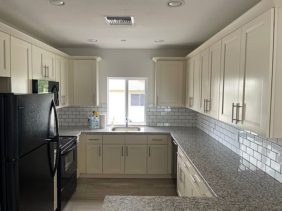 4th image of 603 NW 28th St #3