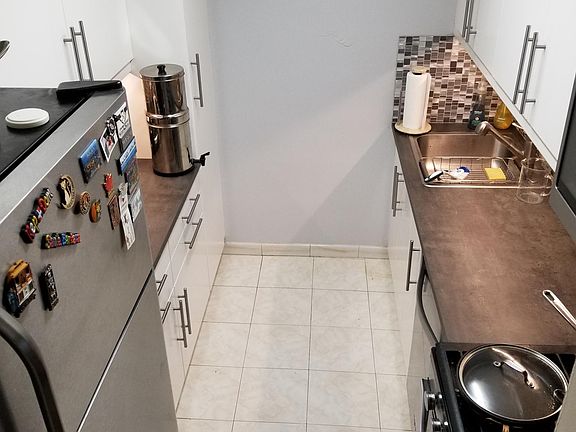 5th image of 7002 Boulevard E APT 34G