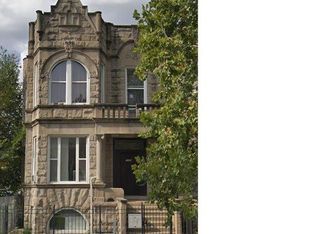 1118 S Independence Blvd, Chicago, IL