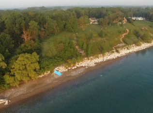 6411 Charles St, Racine, WI 53402