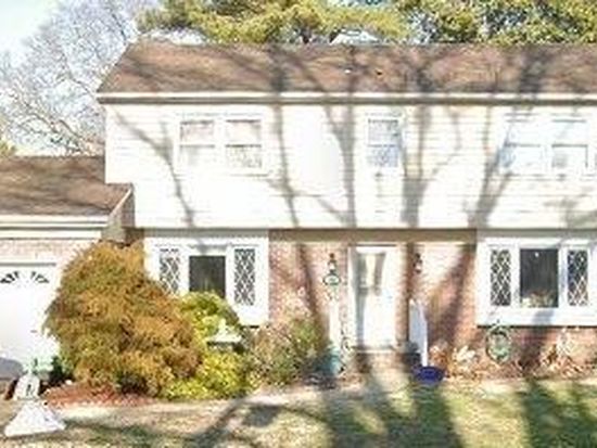 716 Trio Ln, Virginia Beach, VA 23452