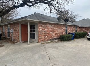 408 Turkey Creek Trl #C, Bridgeport, TX 76426