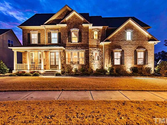 2nd image of 4800 Sunset Fairways Dr