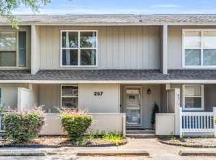 257 Highpoint Dr #257, Diamondhead, MS 39525