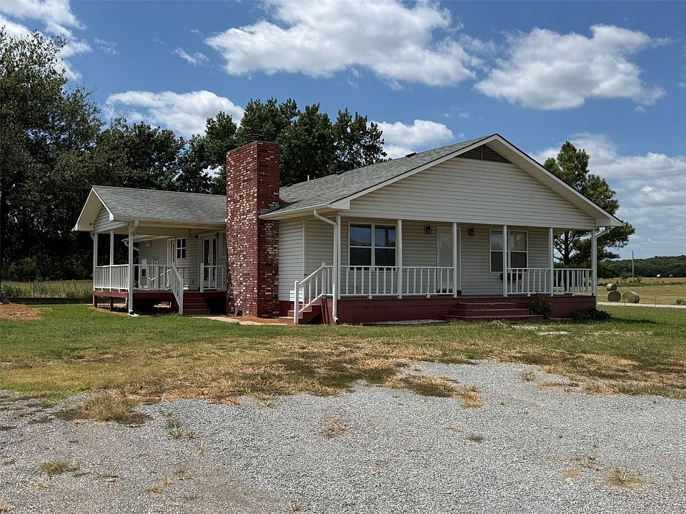 2nd image of 438505 E 370th Rd