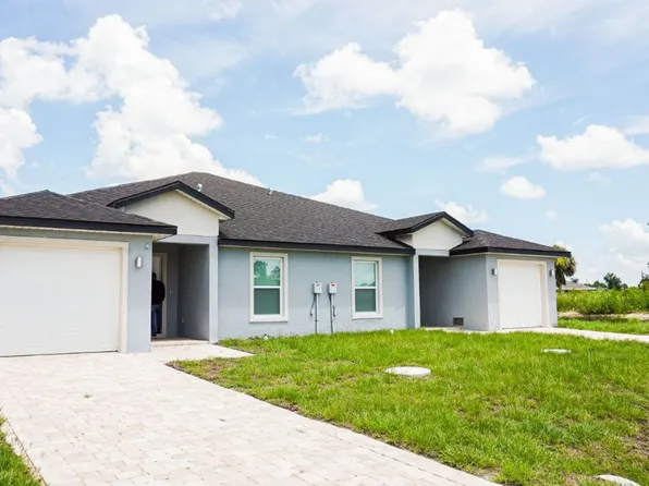 Amazing Opportunity! This Spacious Duplex Offers 3 Bedrooms, 2 Bathrooms, And A 1-Car Garage