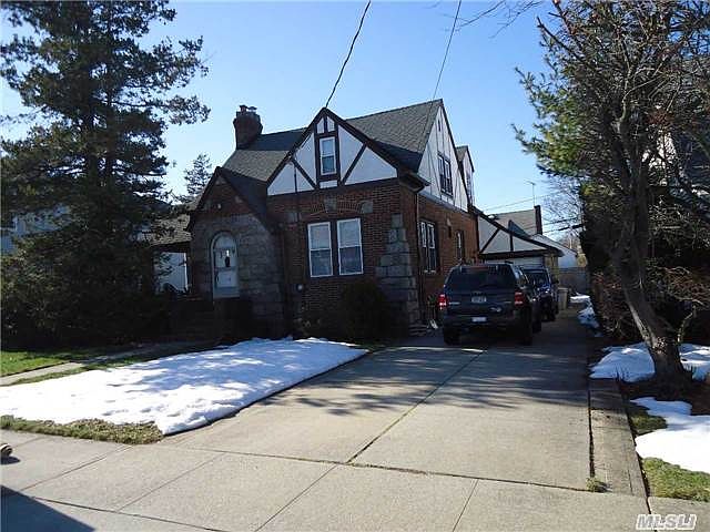 1st image of 12 Kirkwall Ct