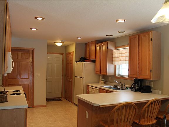 3rd image of 357 W Harrison Avenue