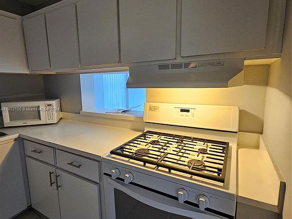 5th image of 6902 N Kendall Dr APT E202