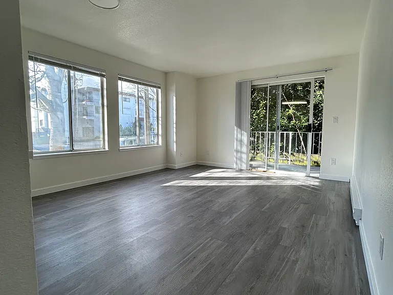 Olympic View Apartments — Photo 24