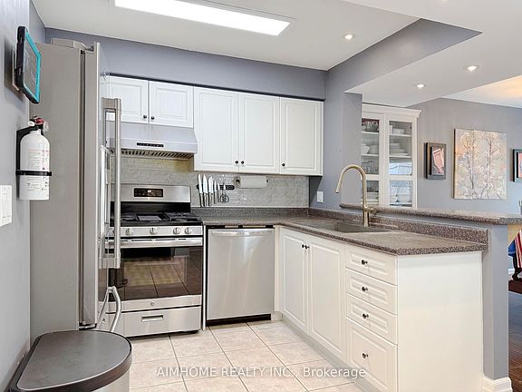 5th image of 11 Kearney St