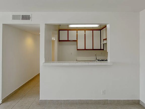 2nd image of 5543 Fulcher Ave #204