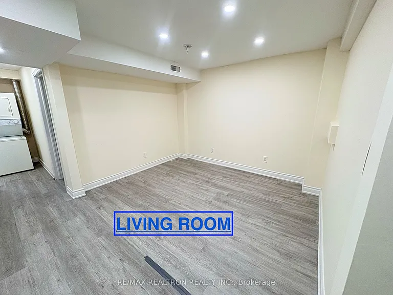 39 Epps Cres #BASEMENT — Photo 5