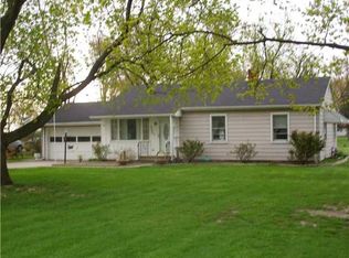 21070 Elmwood St, Williston, OH 43468