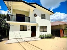 2324 SW 57th Ct, Miami, FL