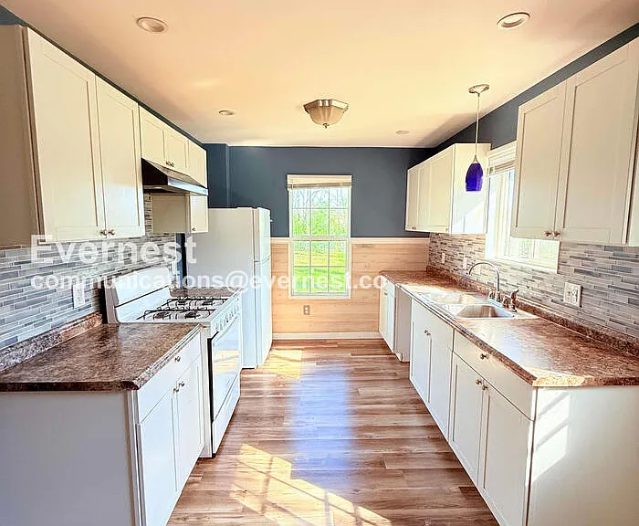 2314 Airline Ave — Photo 9