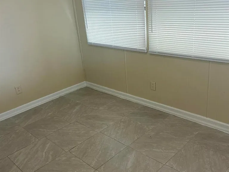 10331 Marlin Dr — Photo 9