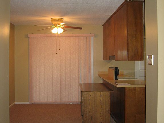 3rd image of 1417 Ward Ln