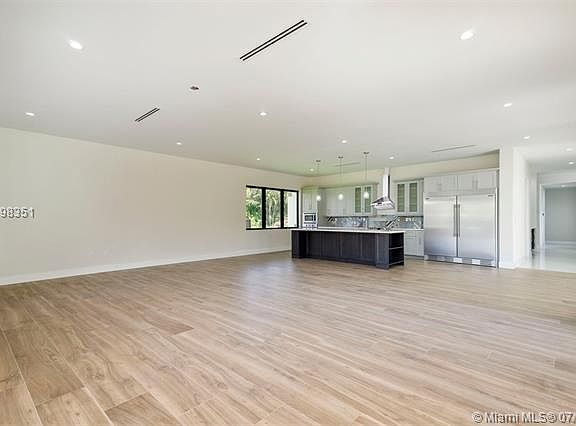 5th image of 18395 SW 84th Ct