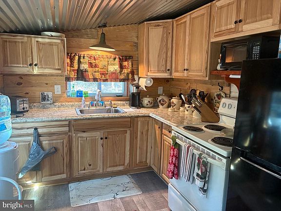 8th image of this home