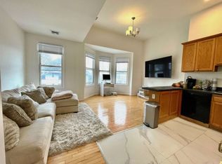 33 Arlington Ave #2, Jersey City, NJ